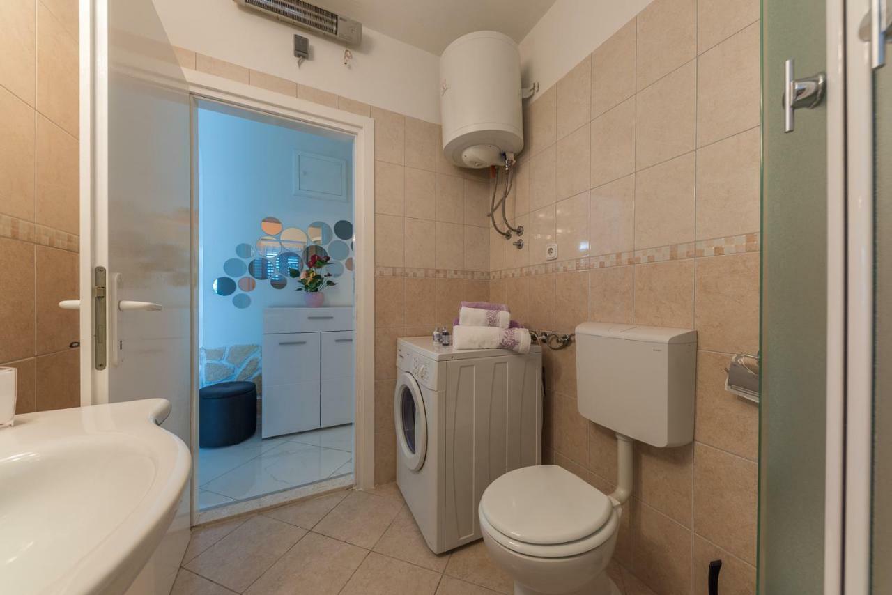 Apartment Danijela II Sibenik Bagian luar foto