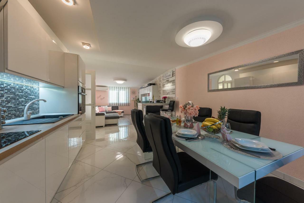 Apartment Danijela II Sibenik Bagian luar foto